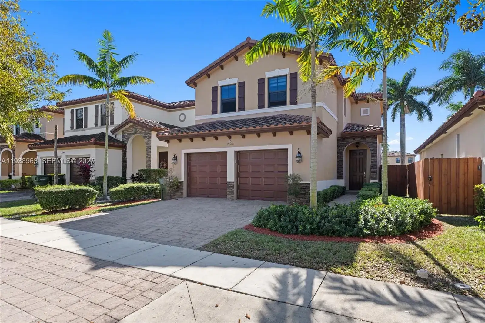 2380 NE 1st St, Homestead FL 33033 photo 2