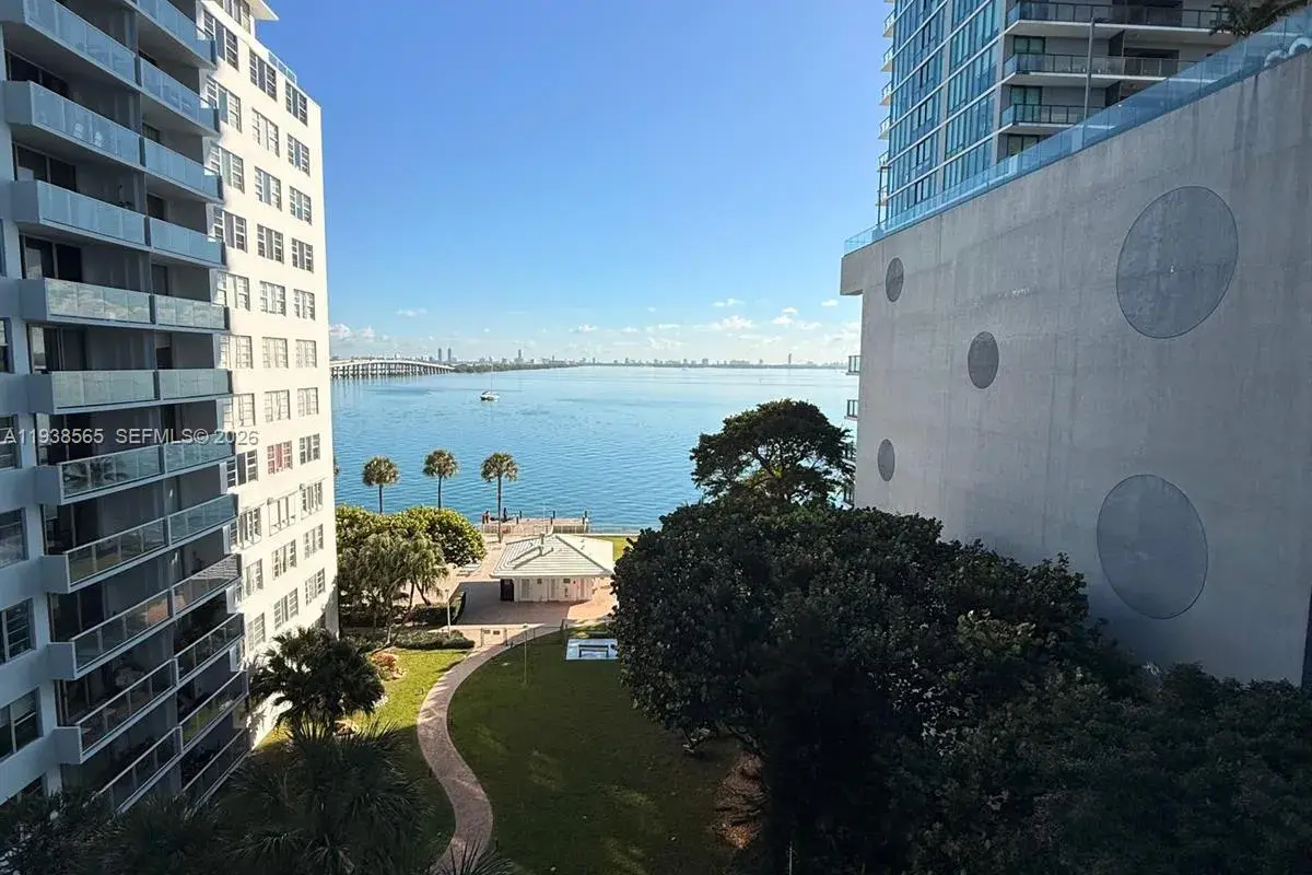 3301 NE 5th Ave # 704, Miami FL 33137