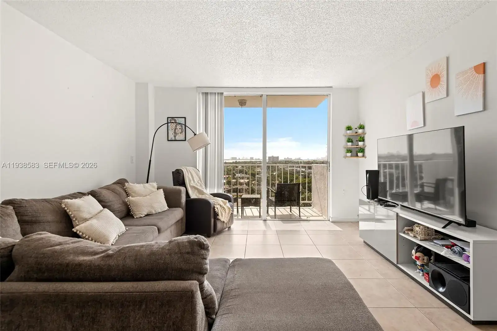2350 NE 135th St # 1006, North Miami FL 33181 photo 4