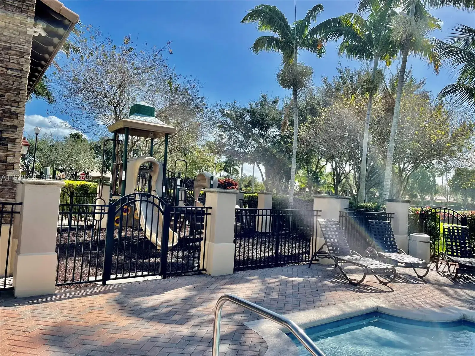 3395 NE 9th Dr # 102, Homestead FL 33033 photo 2