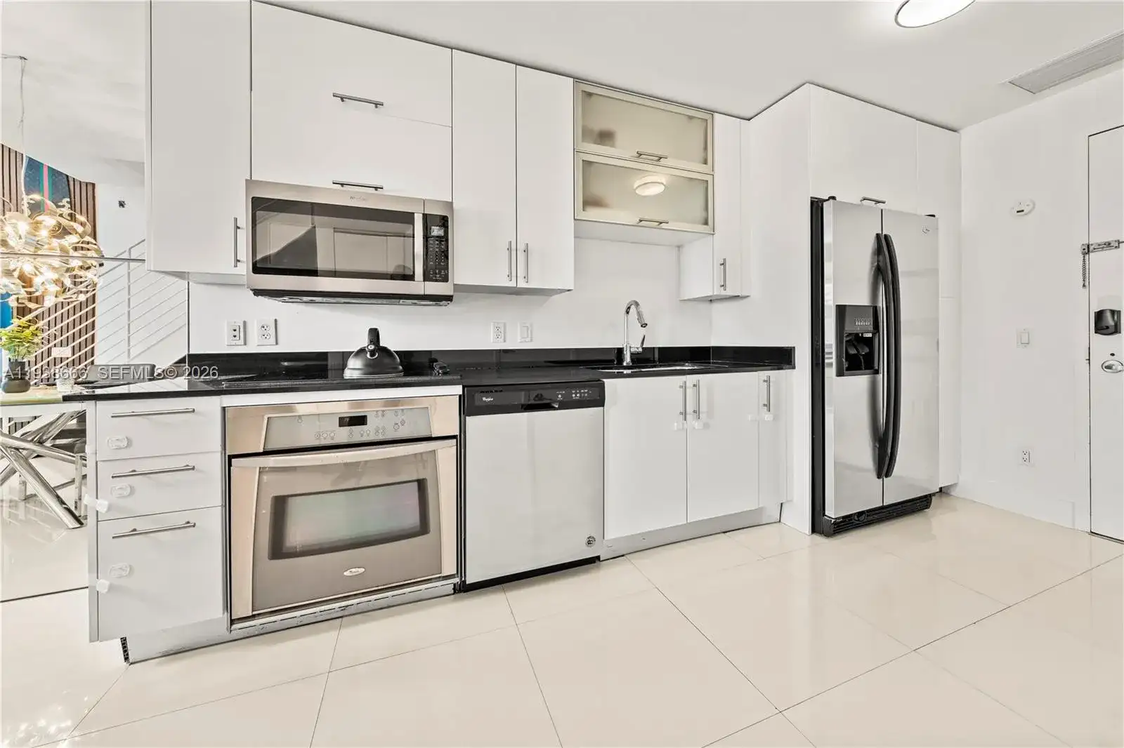 60 SW 13th St # 2422, Miami FL 33130 photo 2