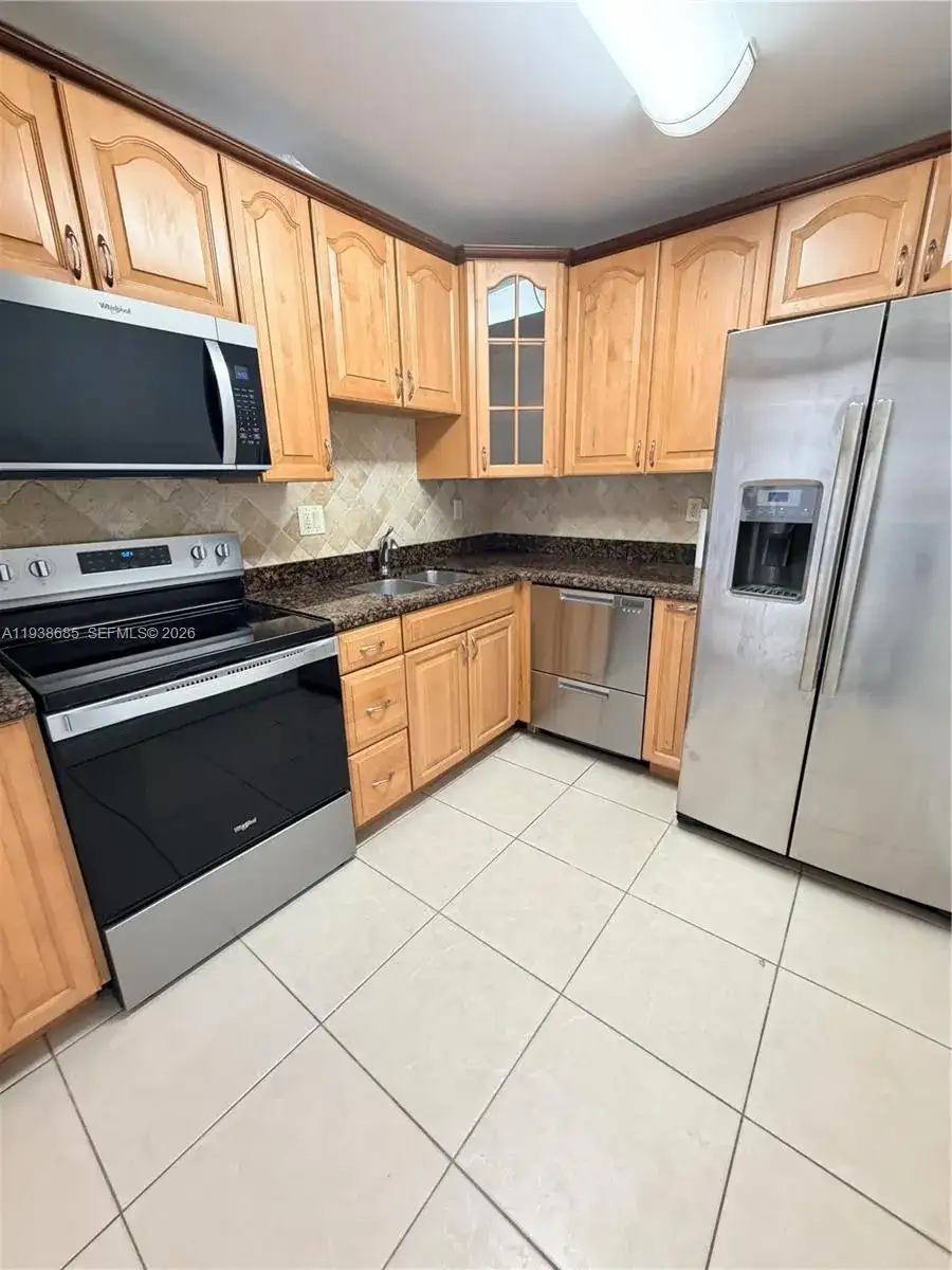 3701 N Country Club Dr # 1901, Aventura FL 33180 photo 4