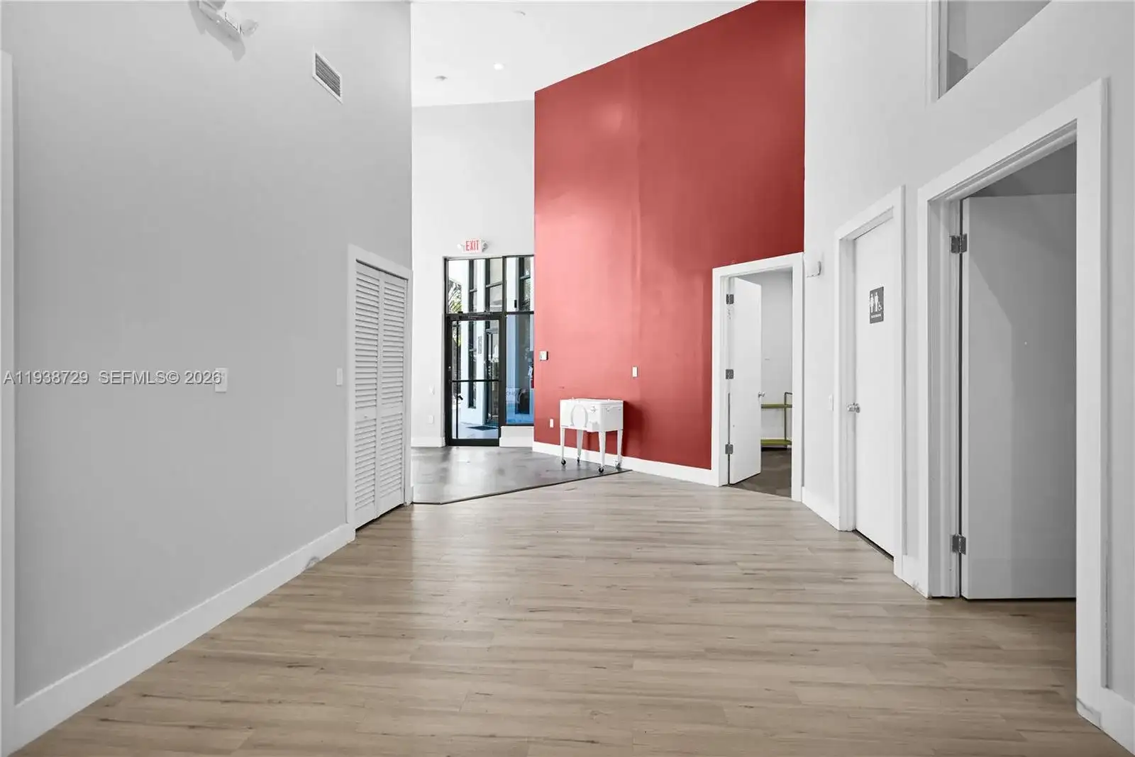 1590 NE 162nd St # 600, North Miami Beach FL 33162 photo 4