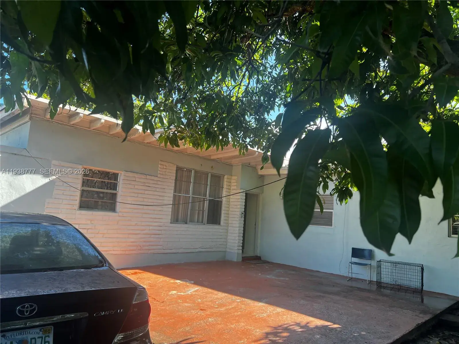 289 NW 109th St, Miami FL 33168