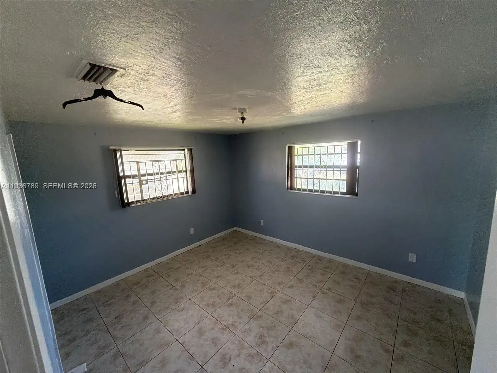 22192 SW 117th Ave, Miami FL 33170 photo 2