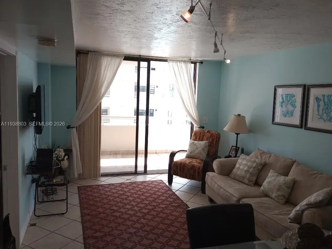 6830 Indian Creek Dr # 5B, Miami Beach FL 33141
