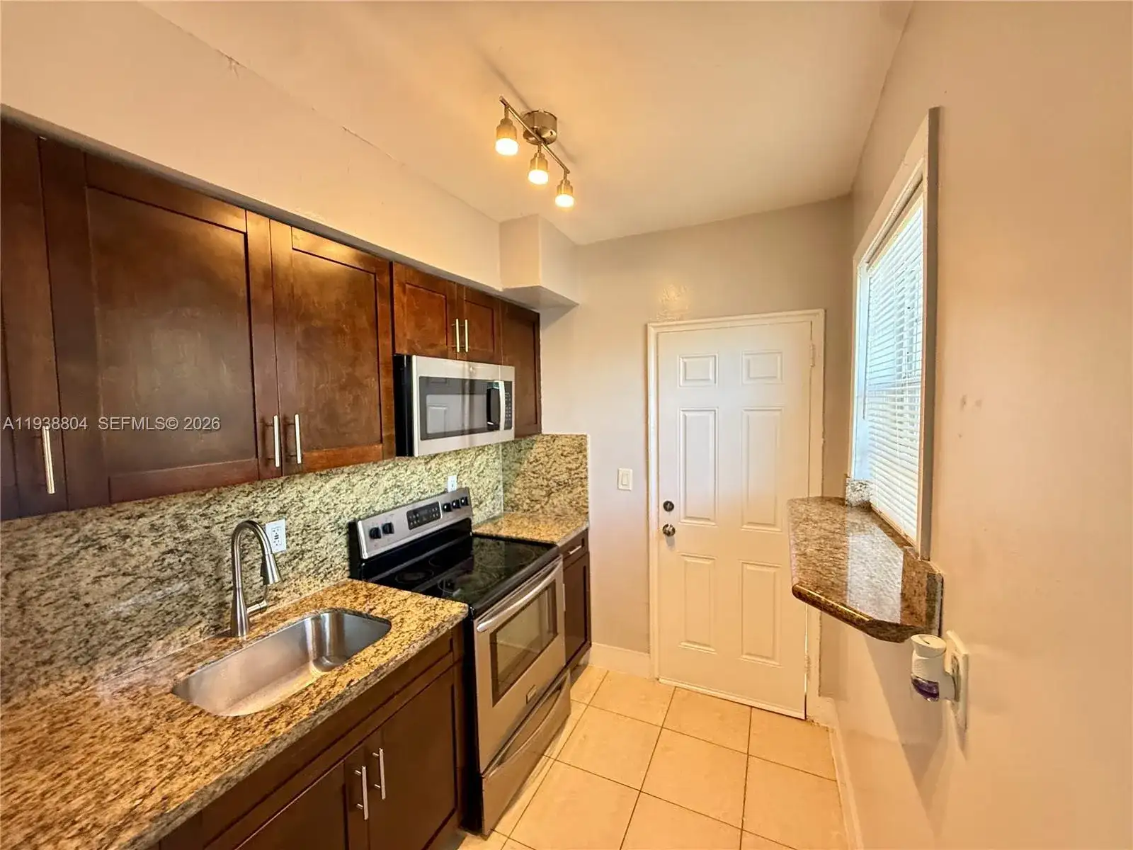 6940 Bay Dr # 7, Miami Beach FL 33141 photo 4