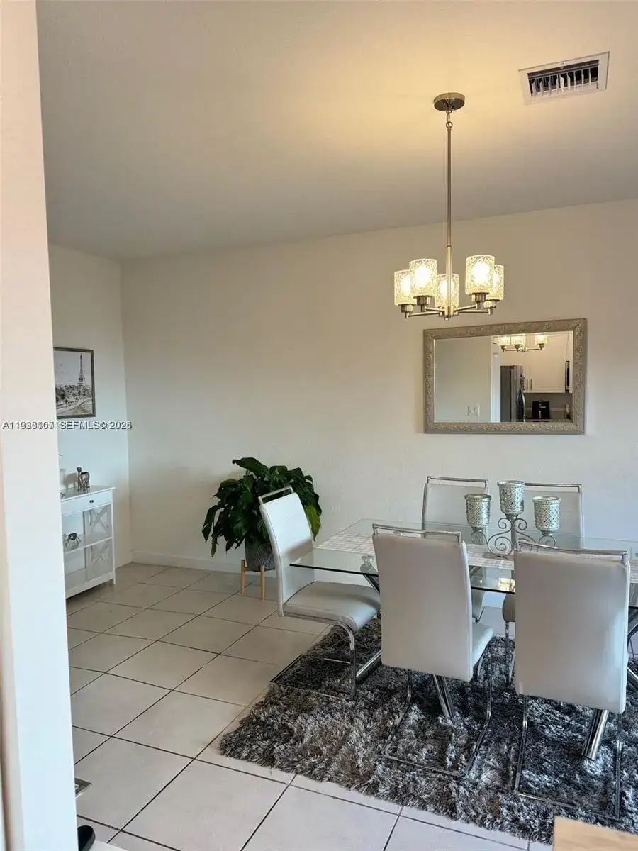 21441 NE 3rd Pl, Miami FL 33179 photo 5