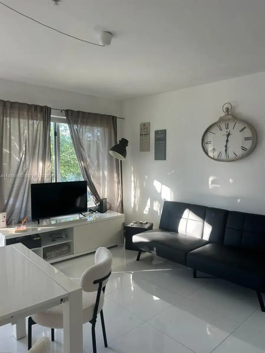 801 15th St # 202, Miami Beach FL 33139 photo 3