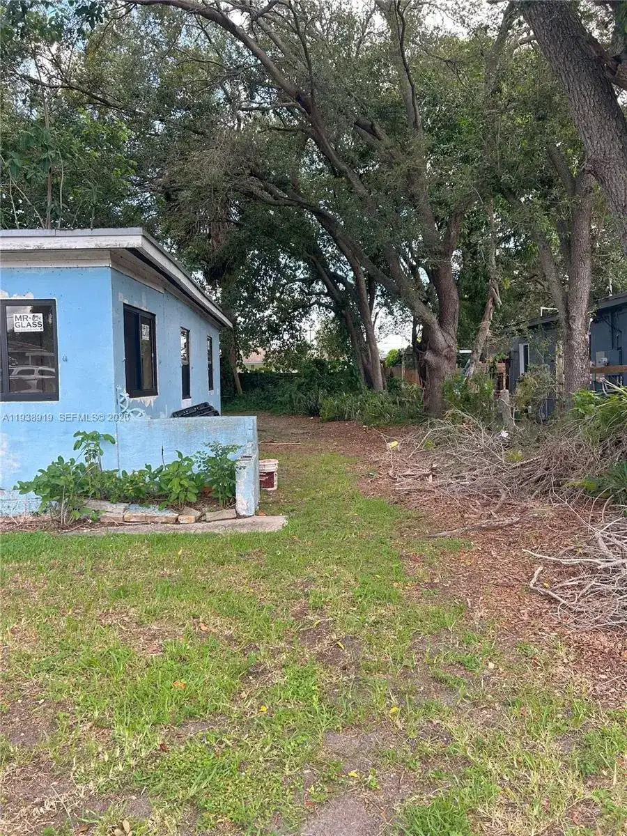 2281 NW 153rd St, Miami Gardens FL 33054 photo 5