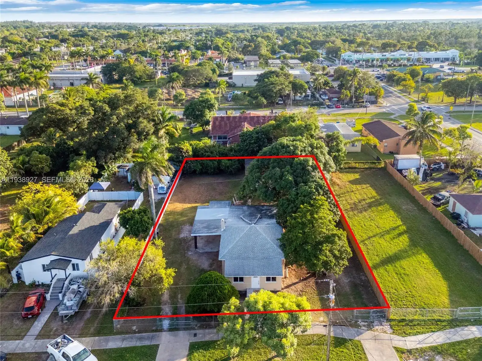 559 NW 2nd St, Florida City FL 33034 photo 5