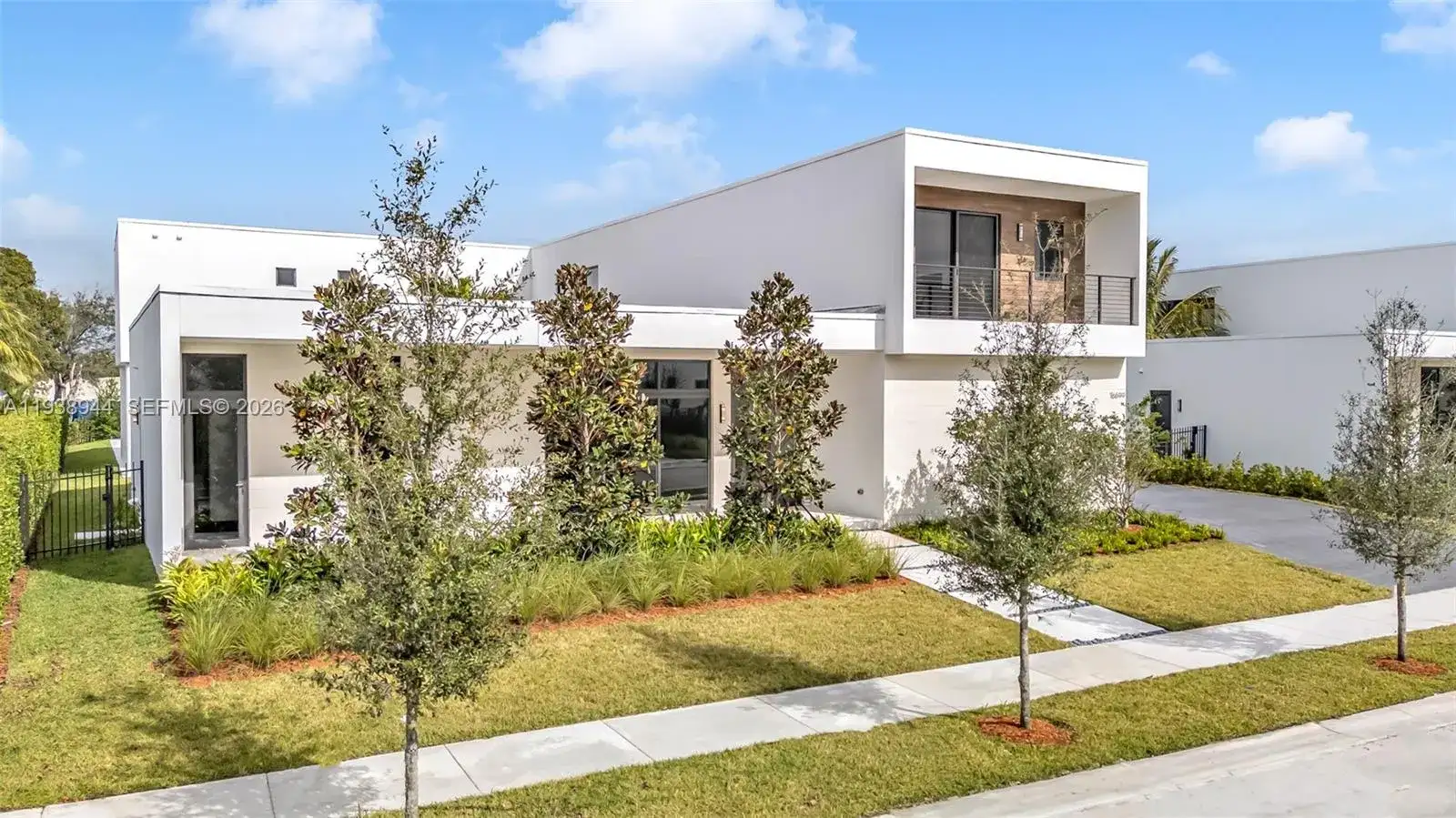 16699 N Botaniko Dr N, Weston FL 33326 photo 3