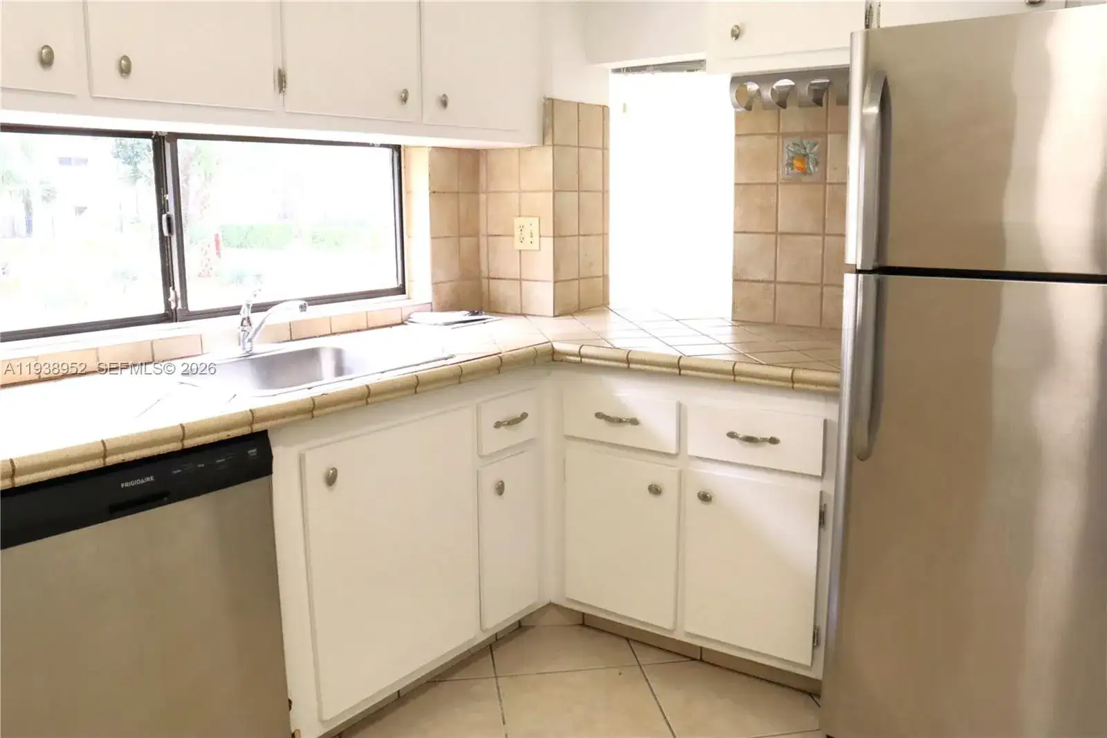 16919 N Bay Rd # 118, Sunny Isles Beach FL 33160 photo 4