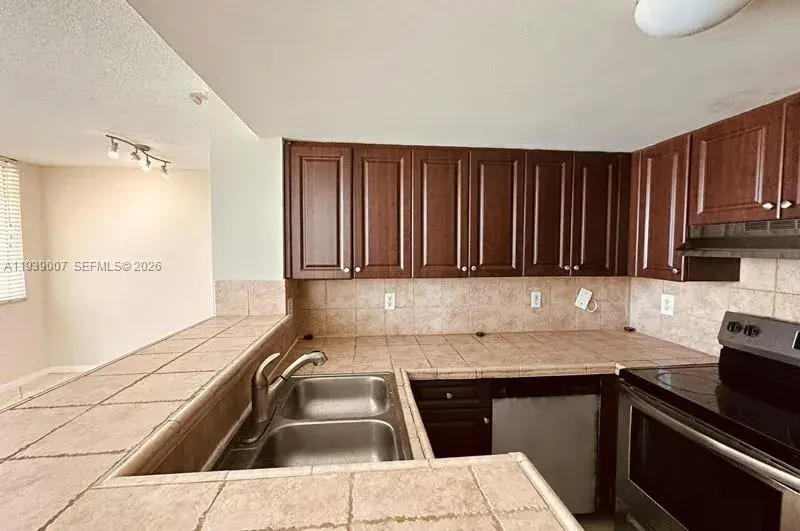 1727 Village Blvd # 102, West Palm Beach FL 33409