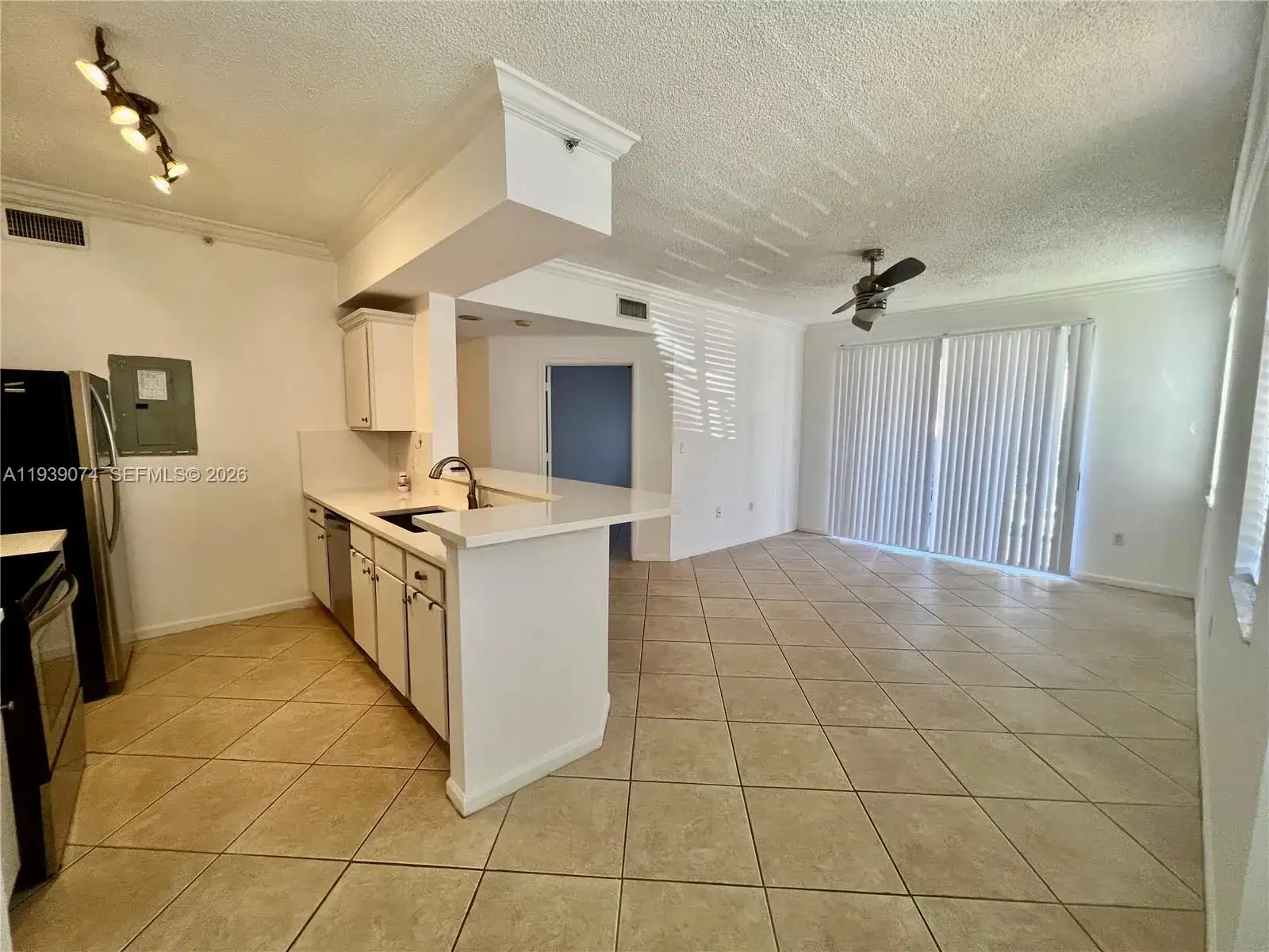 1000 Scotia Dr # 101, Hypoluxo FL 33462 photo 2
