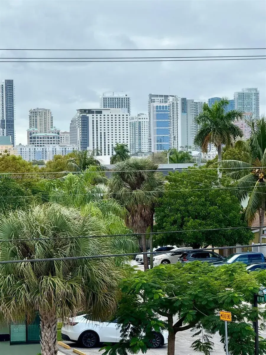 1100 NE 9th Ave # 306, Fort Lauderdale FL 33304