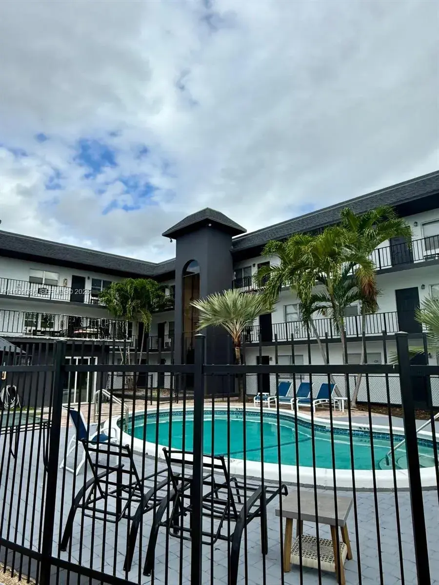 1100 NE 9th Ave # 306, Fort Lauderdale FL 33304