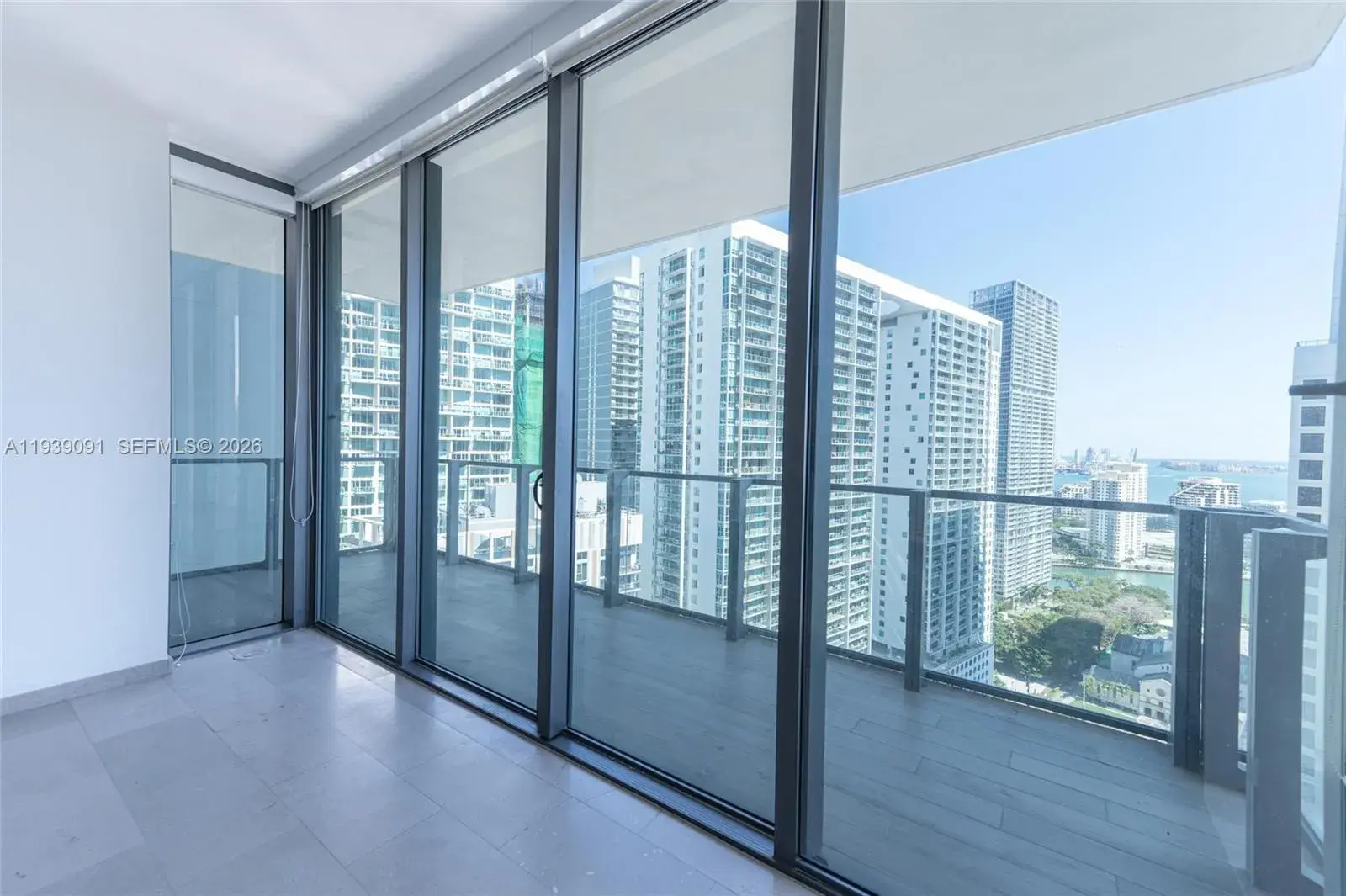 68 SE 6TH ST # 2507, Miami FL 33131