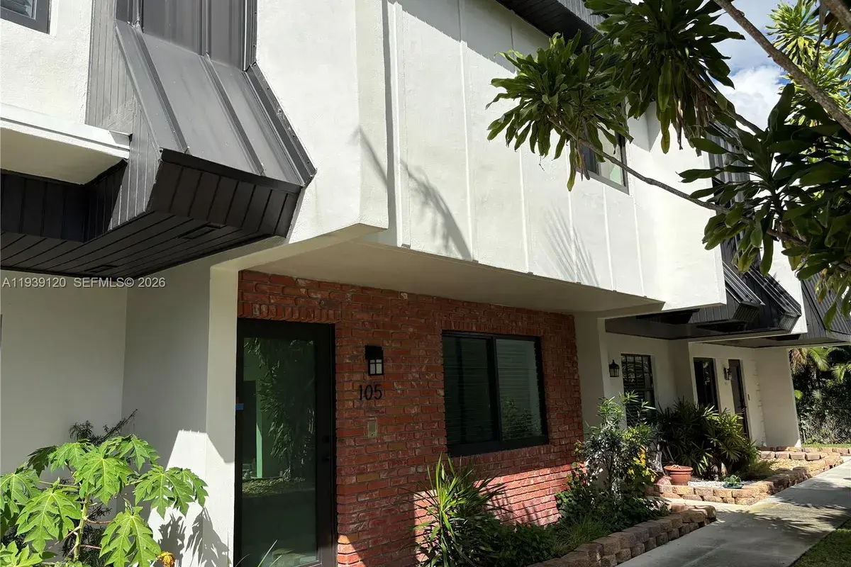 5555 SW Ludlam Rd # 105, South Miami FL 33155
