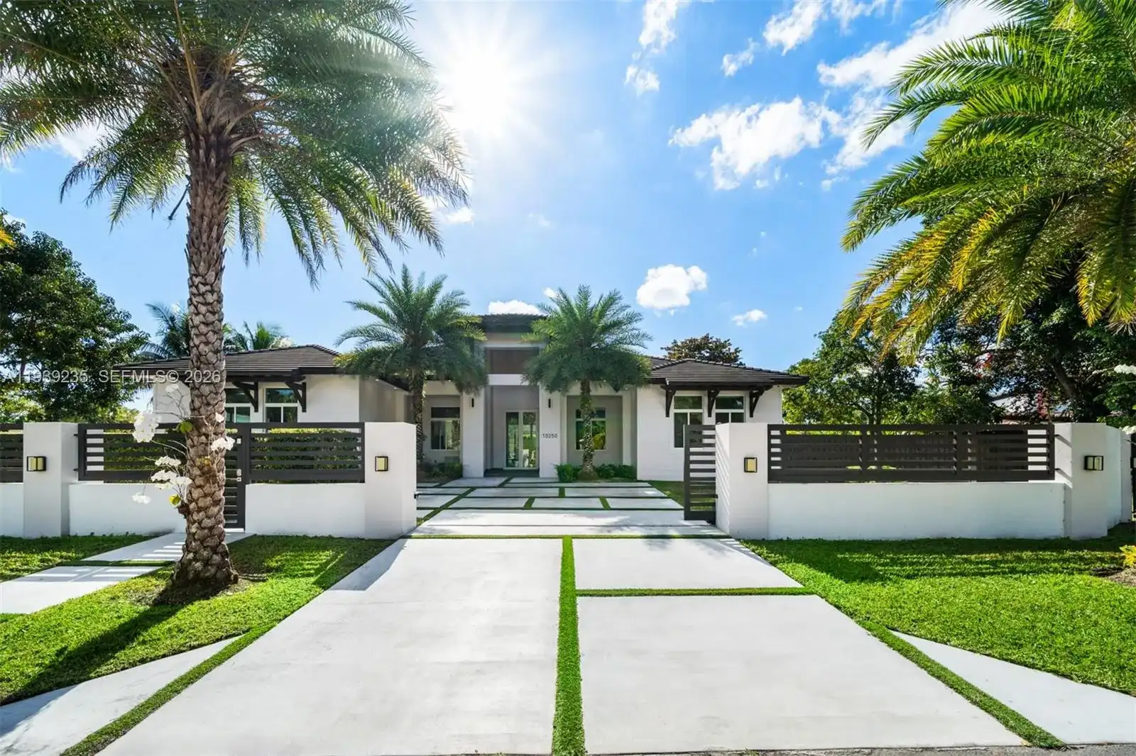 10250 SW 135th St, Miami FL 33176