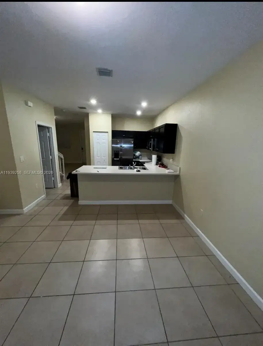 3405 SE 1st St, Homestead FL 33033 photo 5