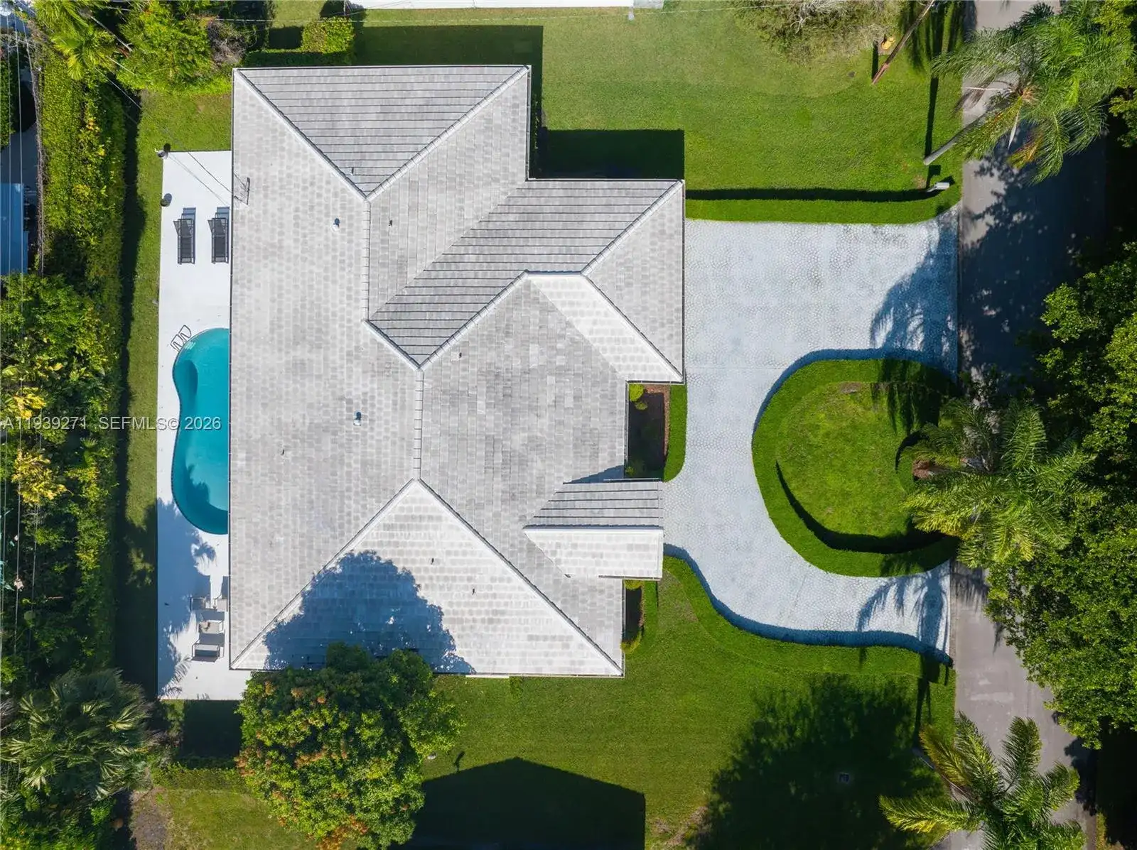 1420 Campamento Ave, Coral Gables FL 33156 photo 5