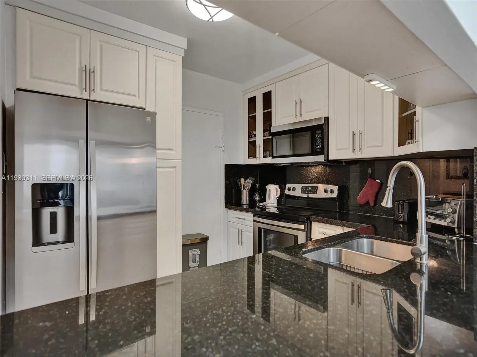 3725 S Ocean Dr # 520, Hollywood FL 33019