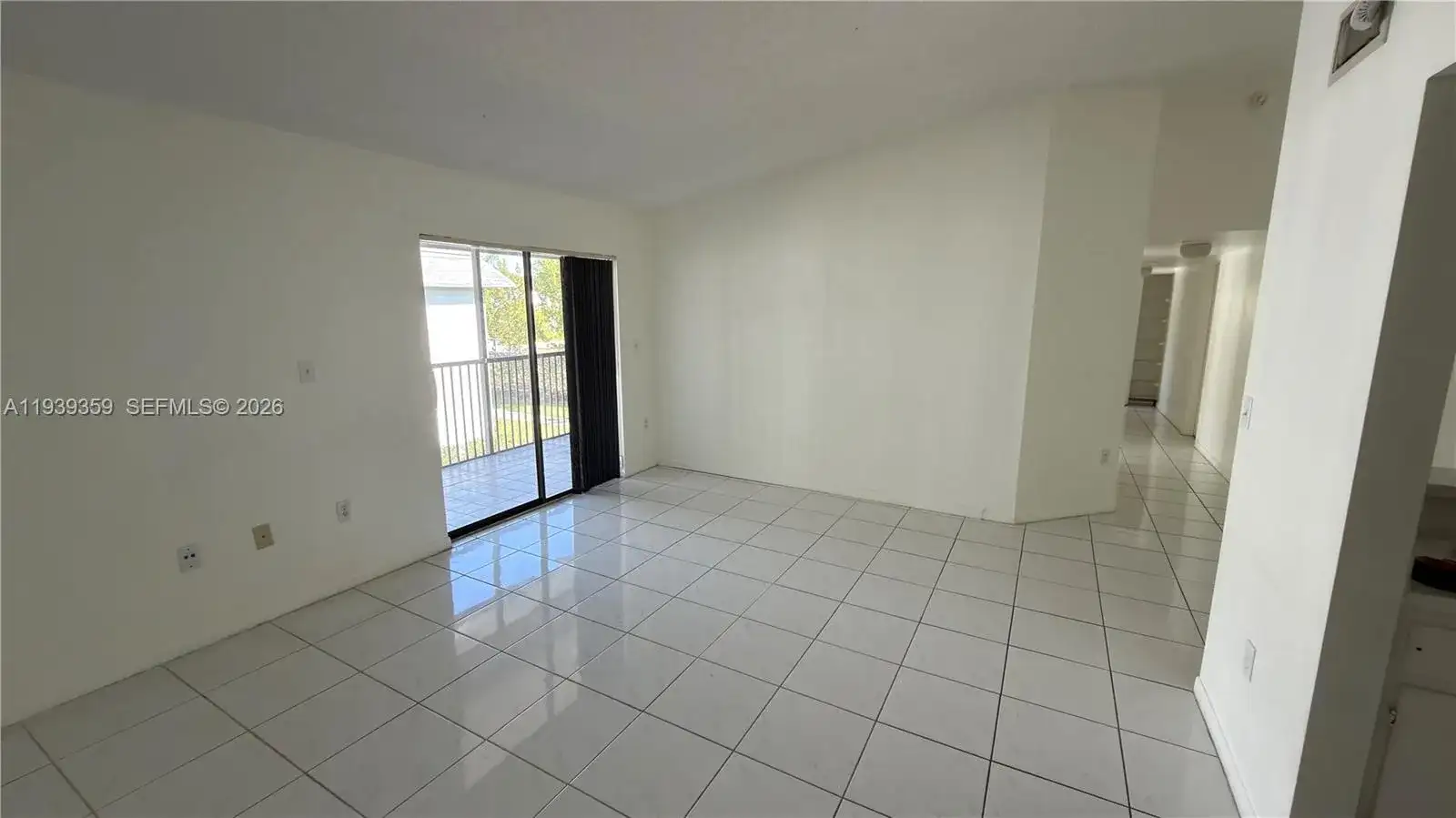 468 NE 206th Ln # 201, Miami FL 33179 photo 2