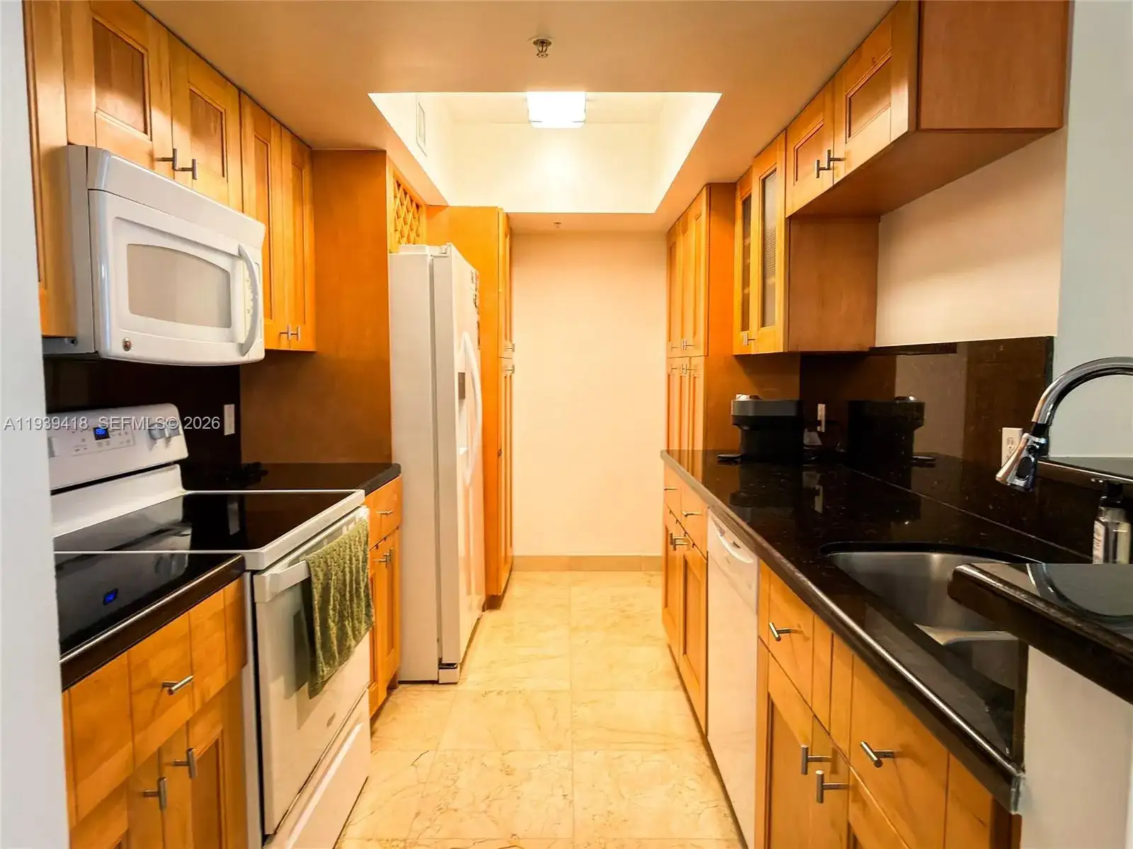 5085 NW 7th St # 906, Miami FL 33126 photo 5