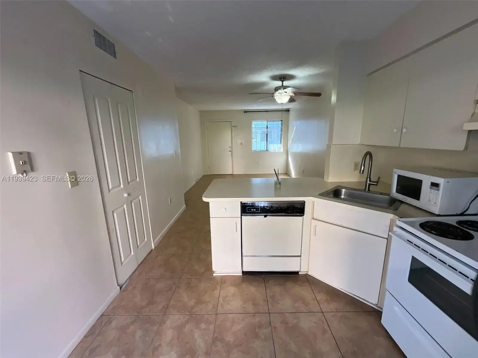 5300 W 21st Ct # 112, Hialeah FL 33016 photo 5