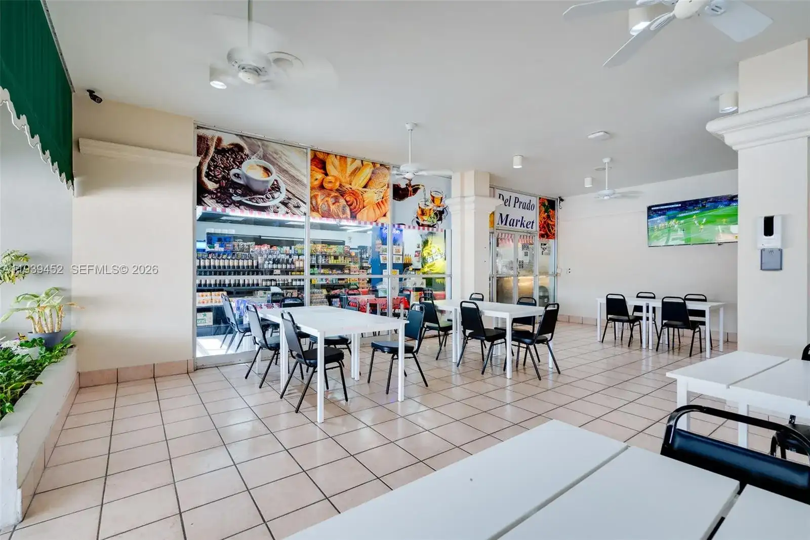 18021 Biscayne Blvd # 304, Aventura FL 33160 photo 5
