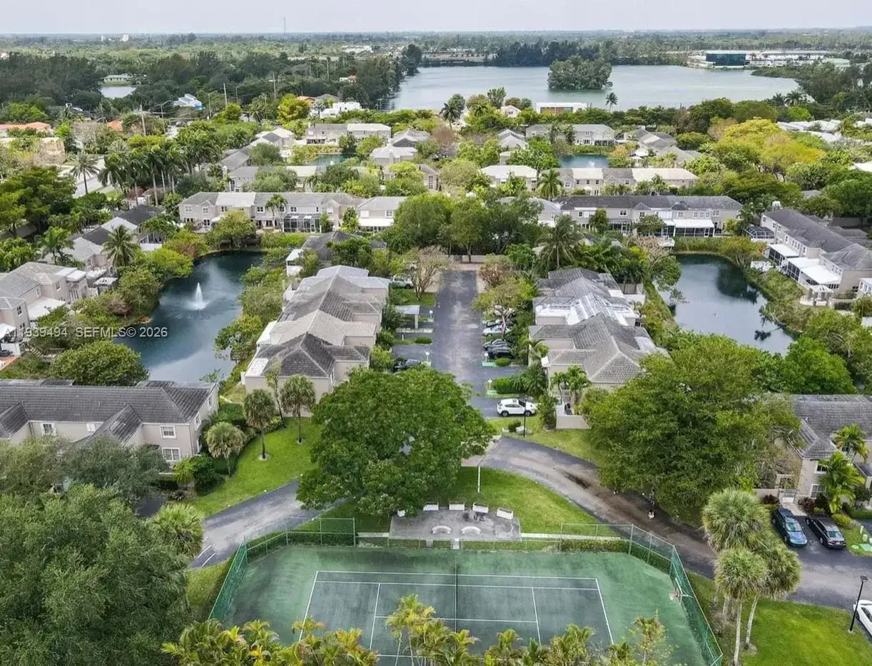 6950 SW 55th Terrace, Miami FL 33155 photo 4