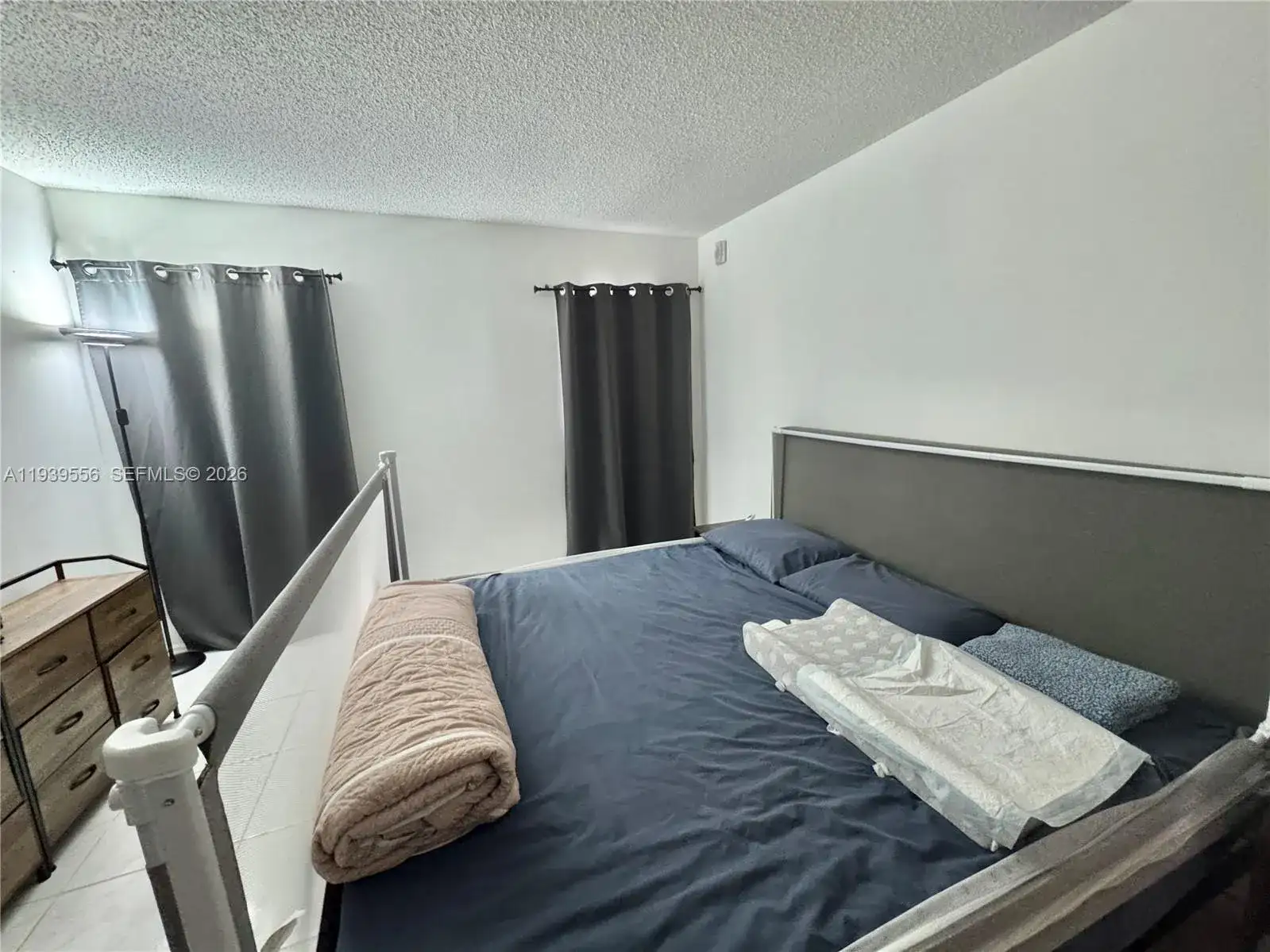 1750 NE 191st St # F, Miami FL 33179 photo 5