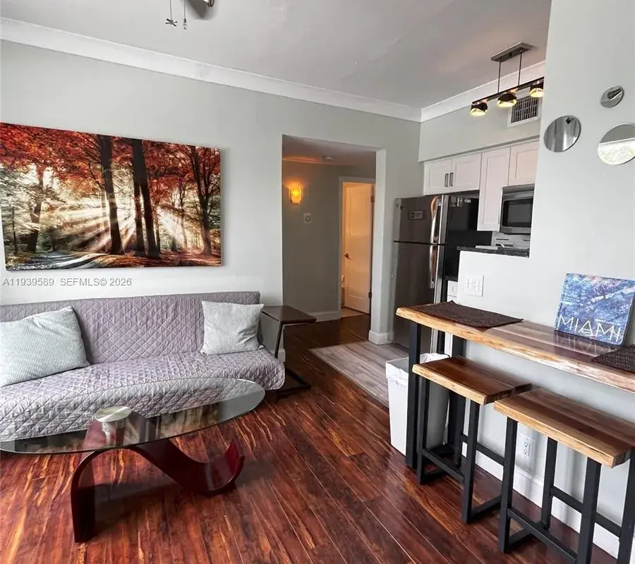 1320 Drexel Ave # 301, Miami Beach FL 33139