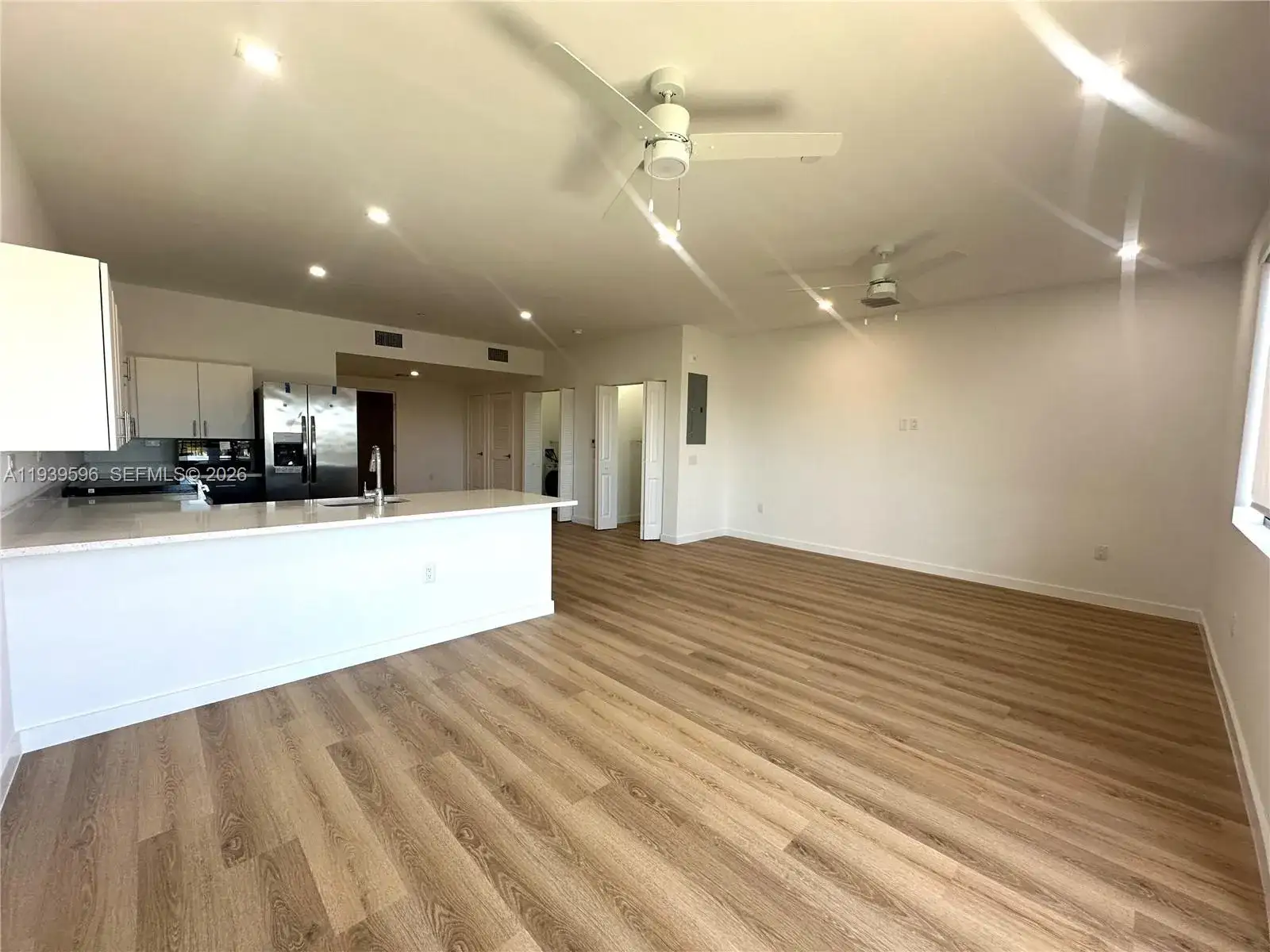 20 NE 19th Ave, Pompano Beach FL 33060 photo 4