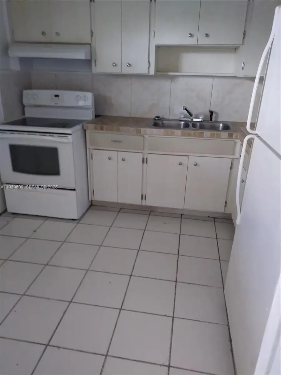 9760 SW 184th St # 9A, Cutler Bay FL 33157 photo 3