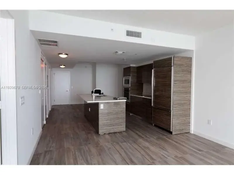 460 NE 28th St # 2505, Miami FL 33137