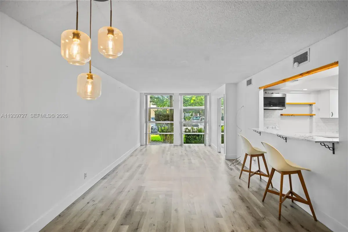 2101 Atlantic Shores Blvd # 107, Hallandale Beach FL 33009