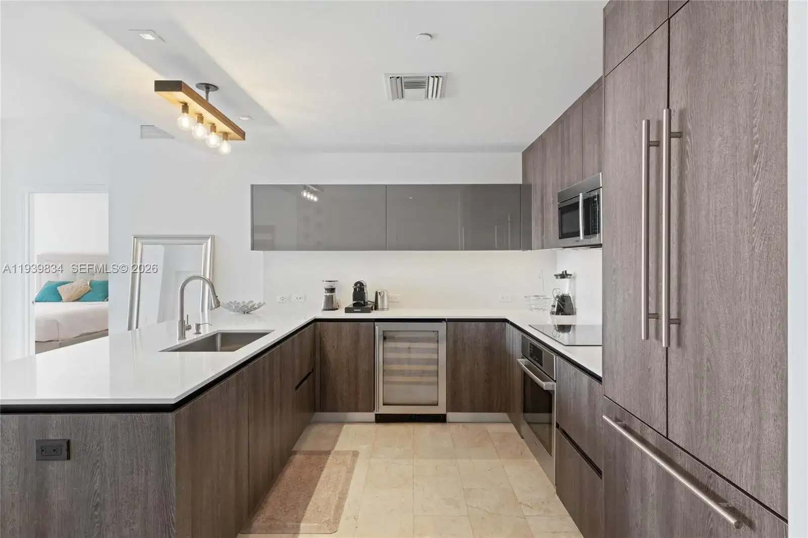 88 SW 7 Street # 3403, Miami FL 33130 photo 3