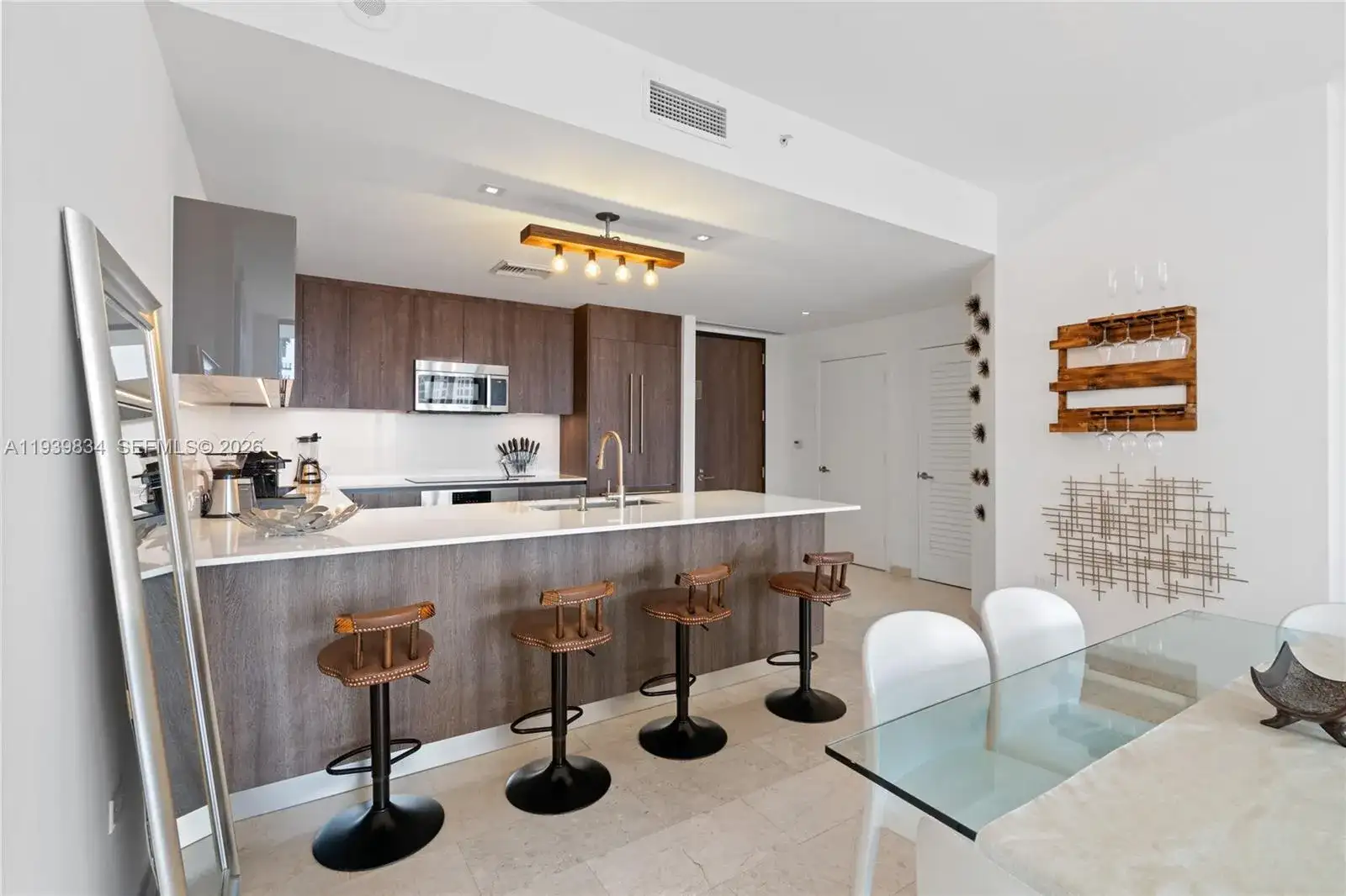 88 SW 7 Street # 3403, Miami FL 33130 photo 4