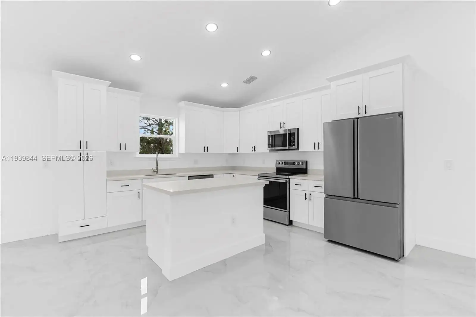 3117 W 64th W, Lehigh Acres FL 33971 photo 5