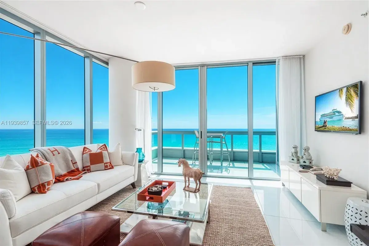 6899 Collins Ave # 1605, Miami Beach FL 33141