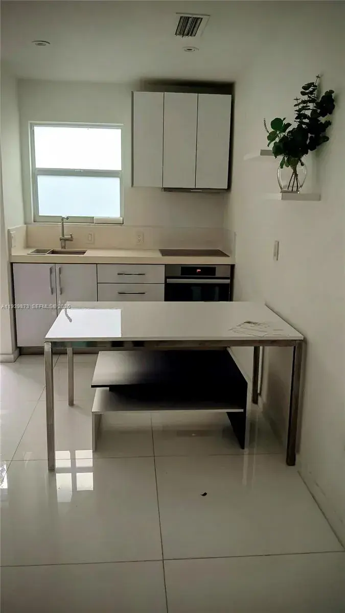 798 Crandon Blvd # B, Key Biscayne FL 33149