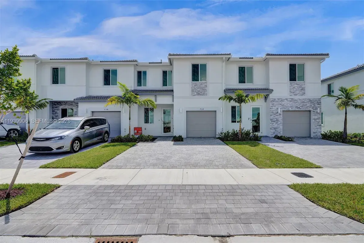 732 SE 13th Court # 732, Homestead FL 33034