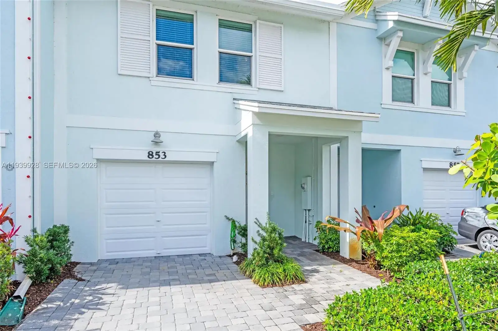 853 Seabright Ave, West Palm Beach FL 33413 photo 2