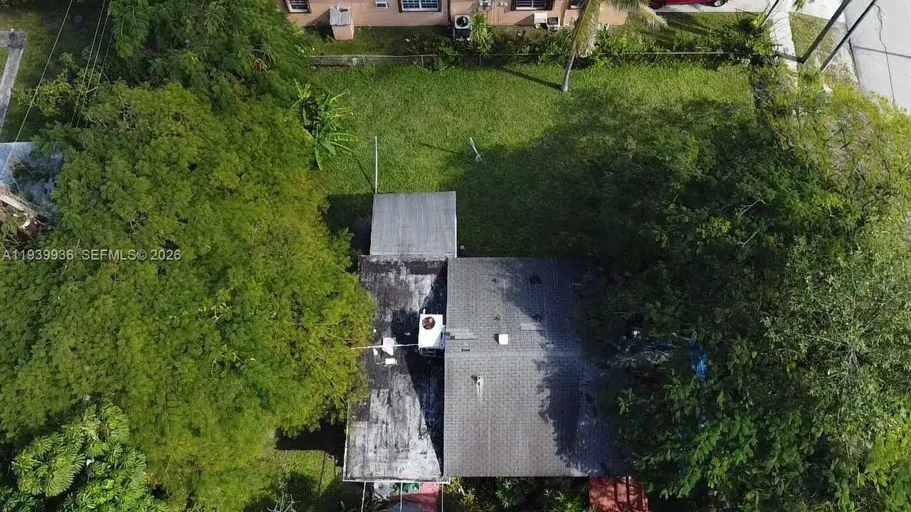 17301 NE 4th Ave, North Miami Beach FL 33162 photo 5