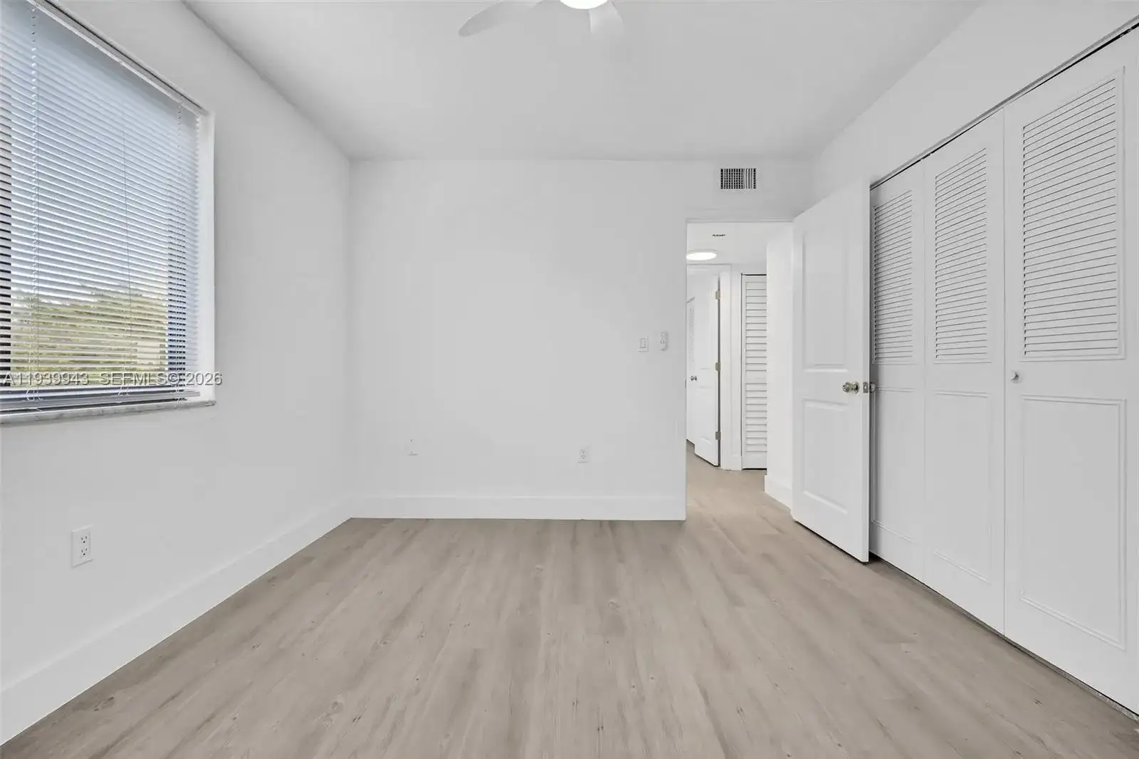 1530 SW 2nd St # 301, Miami FL 33135 photo 2