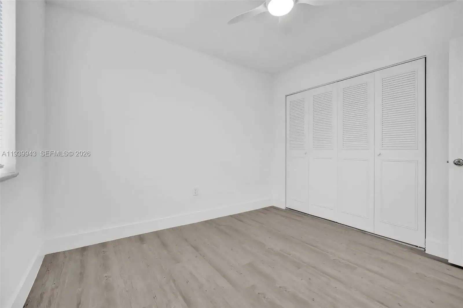 1530 SW 2nd St # 301, Miami FL 33135 photo 3