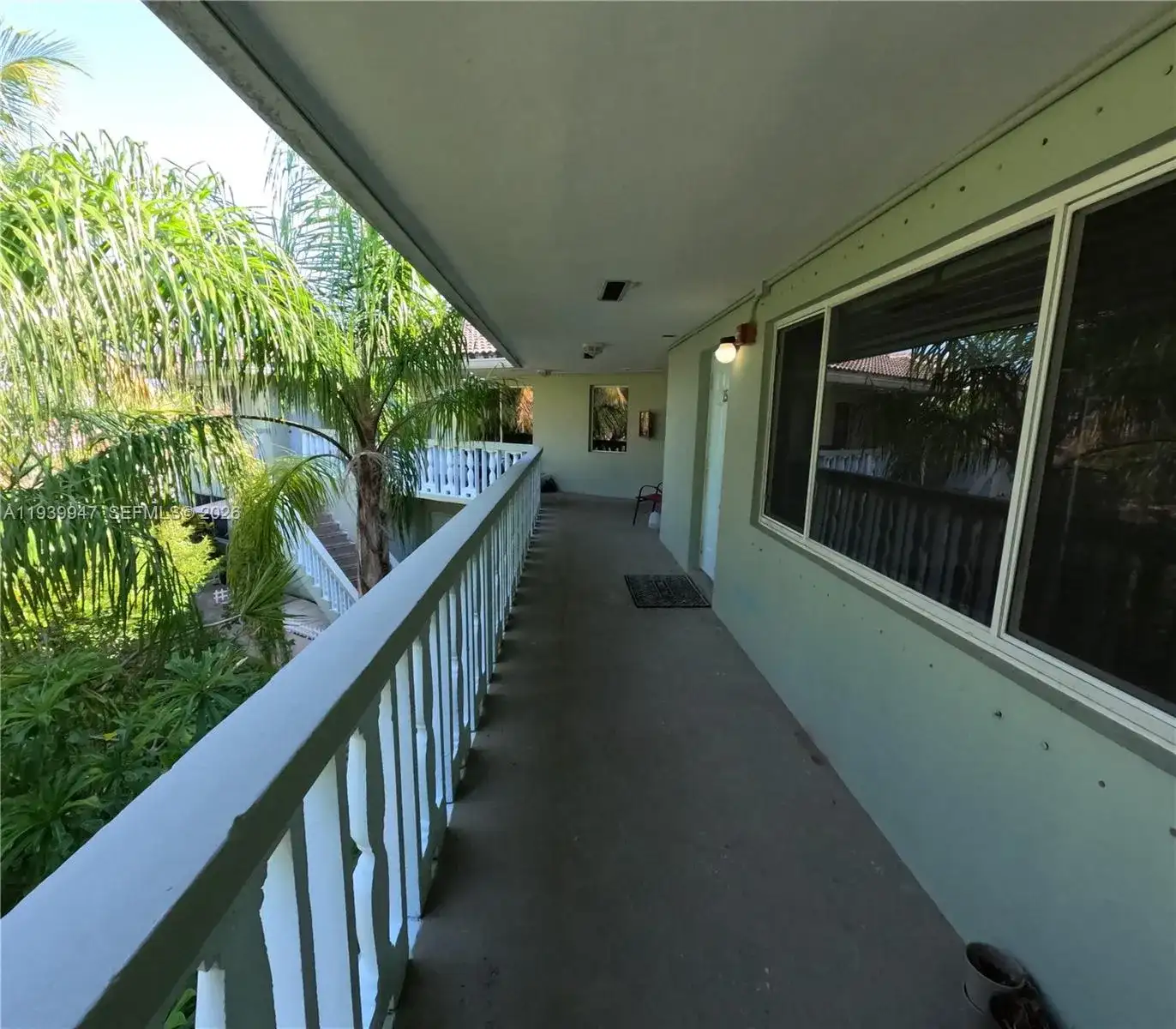 1423 Holly Heights Dr # 15, Fort Lauderdale FL 33304 photo 4