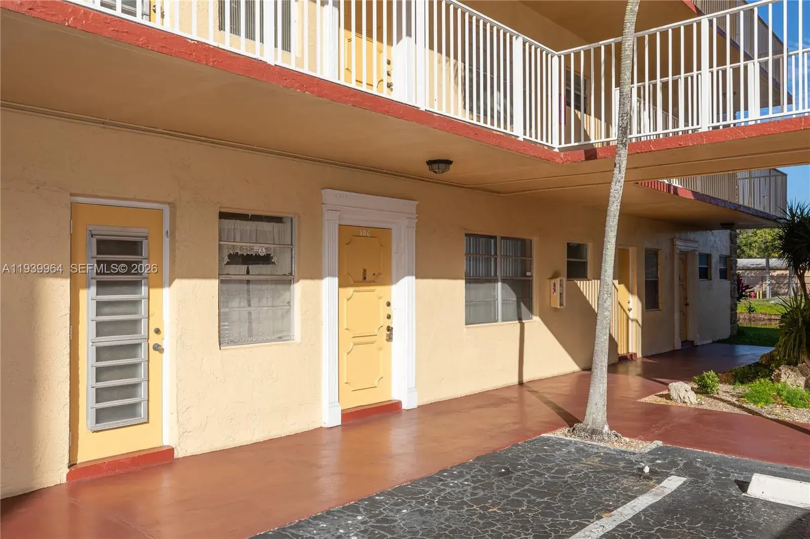 3990 NW 42nd Ave # 106, Lauderdale Lakes FL 33319 photo 2